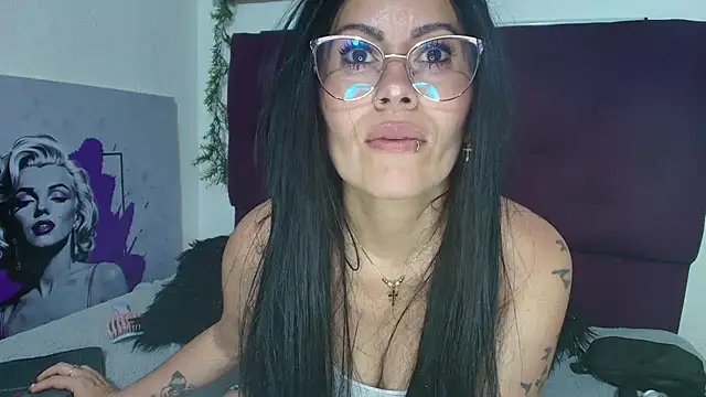 Tania_mature webcam