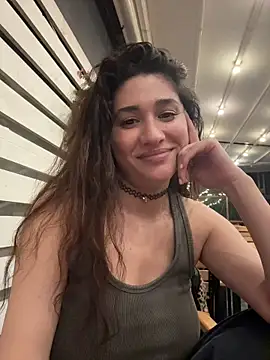 IrisBlues live cam on StripChat