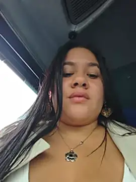 Kendra-daring webcam