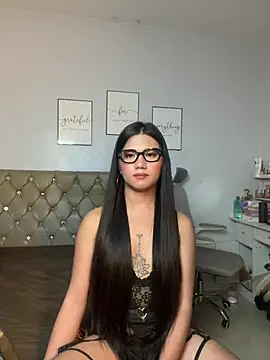 JassmineLove webcam