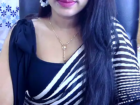 Noor_Zarin27 webcam