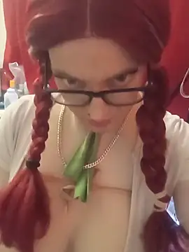 sissytrapdolly24's live cam