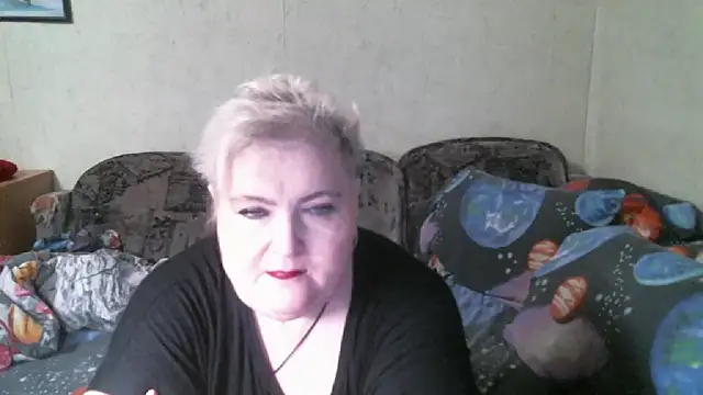 Lana555 live cam on StripChat