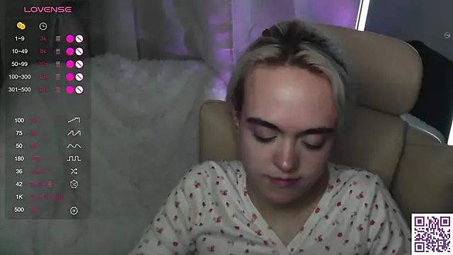 Oxcy_Secret live cam on StripChat