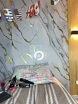 Tinakitten live cam on StripChat