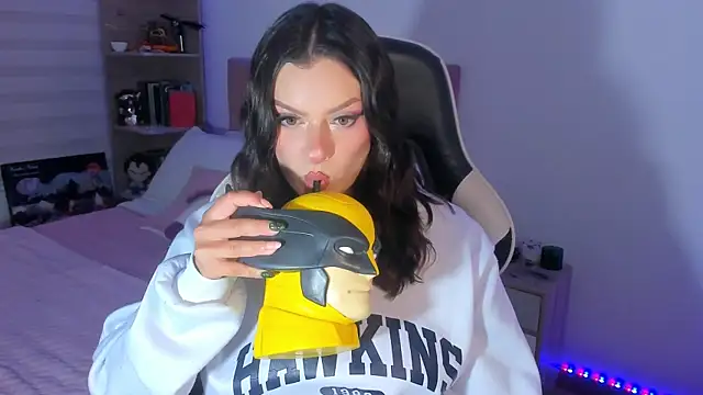 OphelianaRose33 live sex cam