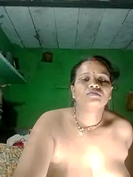 Shivani09900 webcam