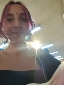 _Laary_Lily live sex cam