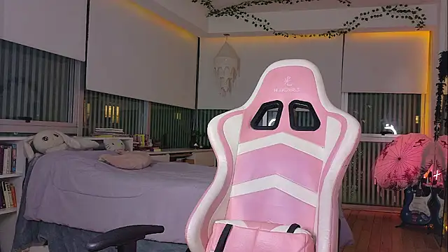 BaniGyaru webcam