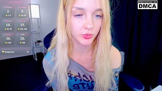 Aliceglass__ webcam