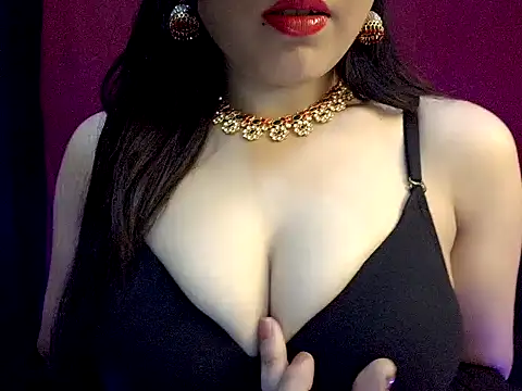 nadia_doll69 - Nadia_doll69's free webcam - UK Sex Cams