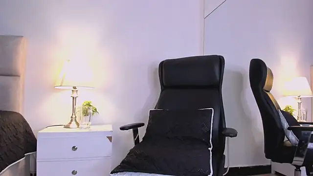Chriss_Diamond webcam