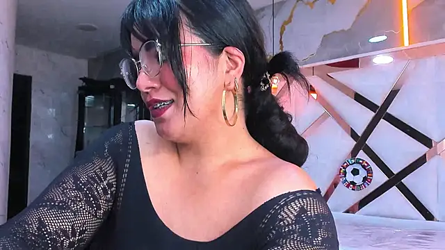 Sasha_tf webcam