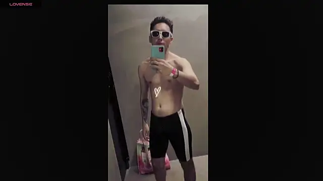 Zack_isback webcam