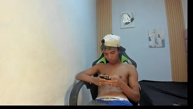 Mrbravo_25 webcam