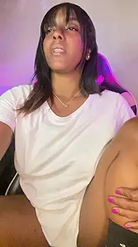 Emilly_Mayfair webcam