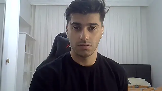 ciceroable Live Webcam on Stripchat