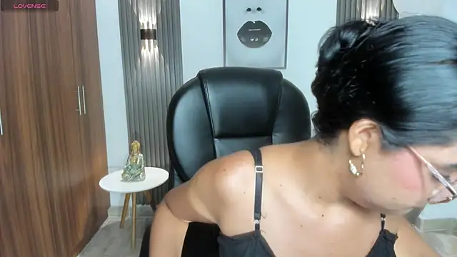 alana_martiins webcam