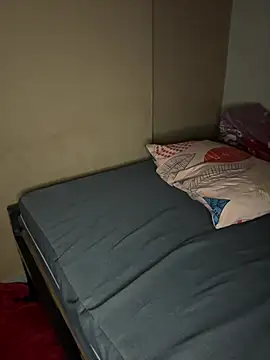 hornygirl_2026 webcam