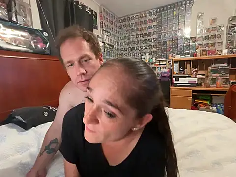 saralaw22 - Saralaw22's free webcam - UK Sex Cams