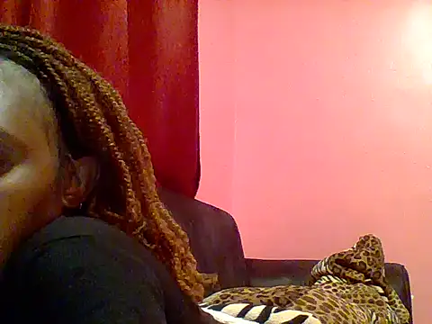Ebony_Africa1 webcam