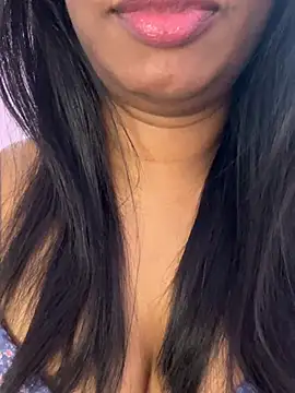 Tamil_Maaya webcam