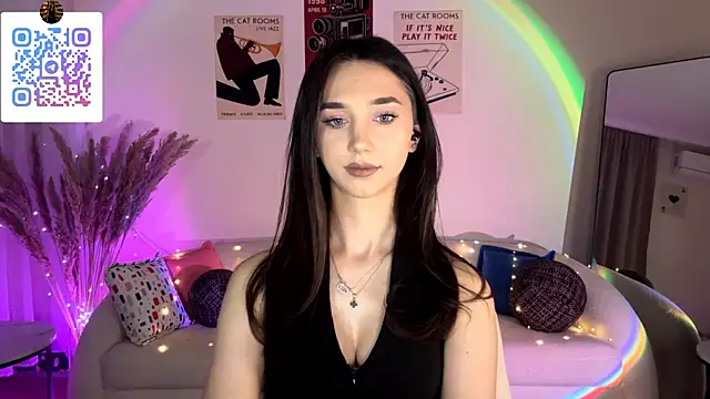 LinaMour Live Web Cam Show