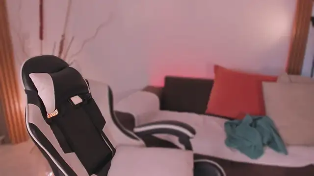 ChloeMoreti webcam