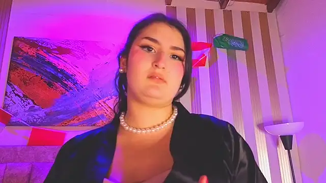 zoe_moon__ webcam