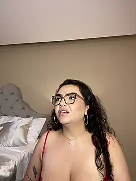 AlmaraRouge Live Web Cam Show