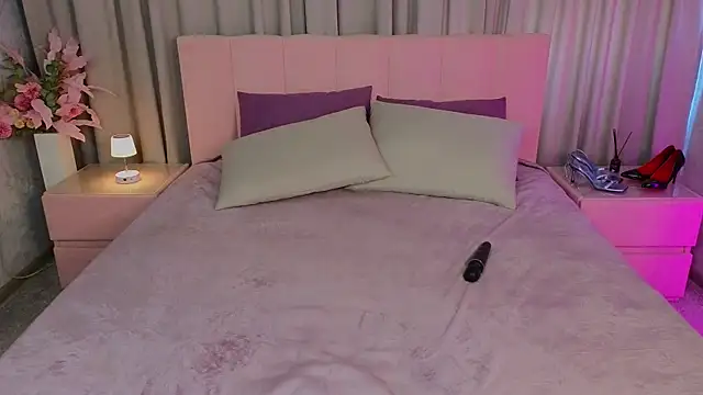 Ariana_Petite webcam