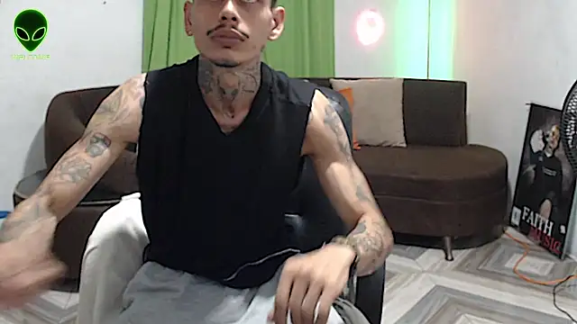 alpha_zom webcam