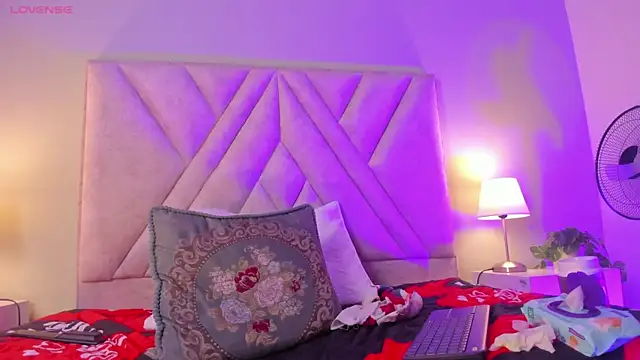 Eva-Millss webcam