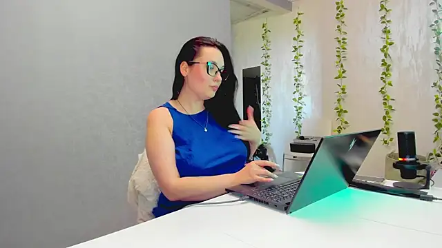 Yesss_Lilith webcam