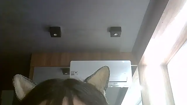 SkinnyKitten webcam