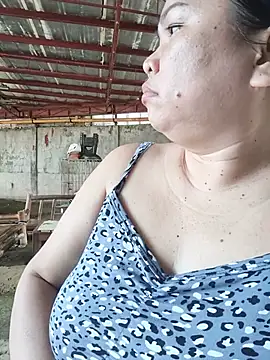 Sweetlorie_83 webcam