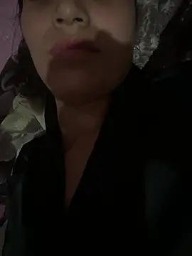 linny_sexy - Linny_sexy's free webcam - UK Sex Cams