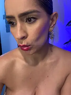 Mau_White Live Web Cam Show