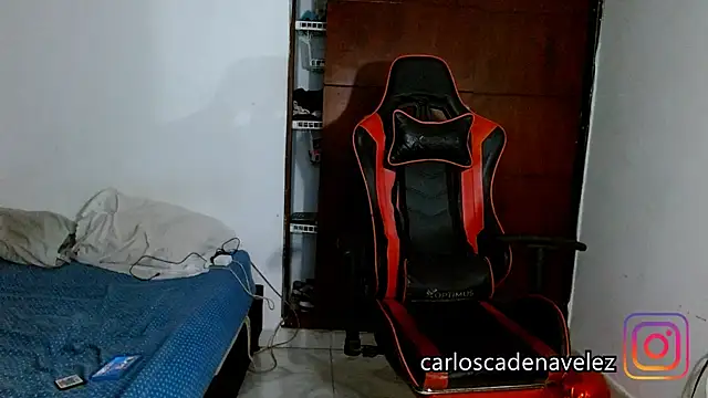 dickmaximum live cam on StripChat