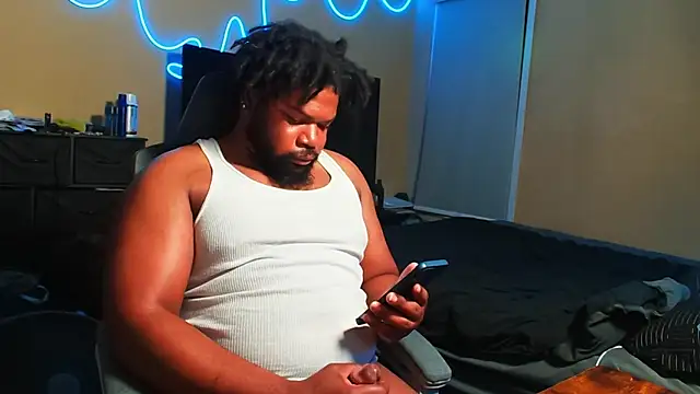 rogue42911 (M young) - let's have fun