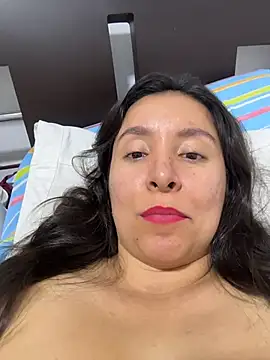 emely_sexx20 webcam
