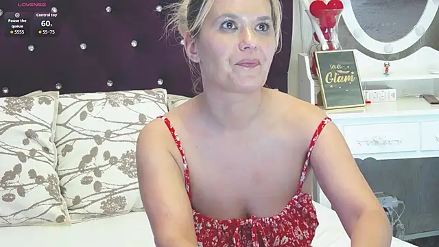 LilyFord webcam
