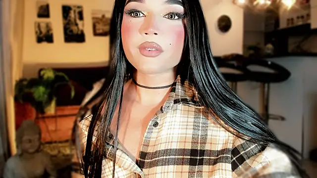misstreslatin webcam