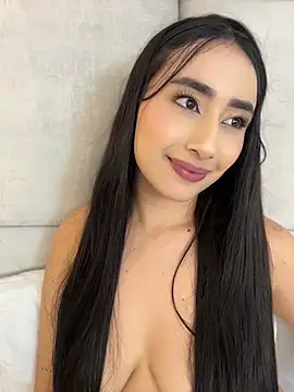IvonneOwen webcam