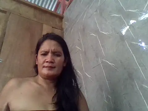 PinayZaira webcam