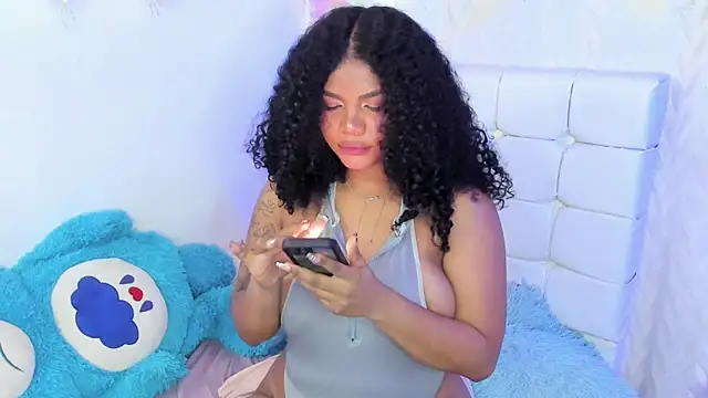 Angel_Belll webcam