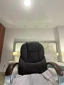 Natasha_Kiim_ Live Web Cam Show
