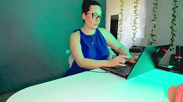 Yesss_Lilith webcam