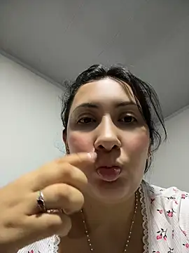KittyObsession live sex cam