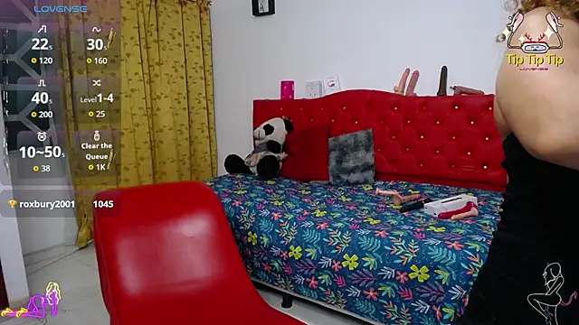 thalia_mills19